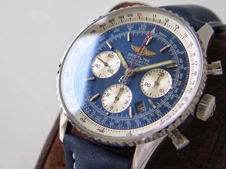 Breitling Navitimer AB0120