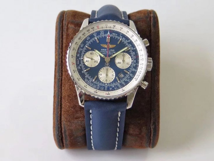 Breitling Navitimer AB0120  Clique na imagem para fechar