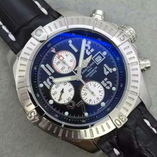 Breitling Super Avenger A13370