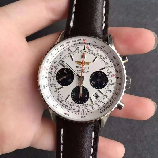 Breitling Navitimer AB0120